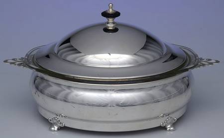 Silverplate Hollowware 2 Qt Round Casserole-Lid by Crescent Silverware
