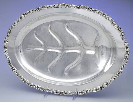 4873EH (Silverplate, Hollowware) 16" 4 Toed Meat Platter with Well