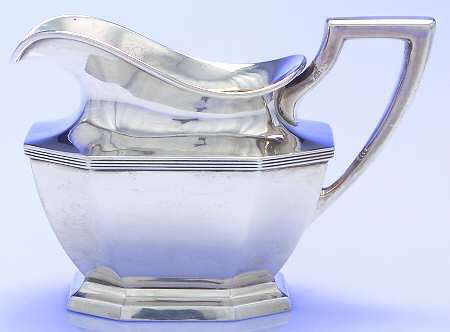 Queen Anne-Plain (Sterling, 1910, Hollowware) Creamer