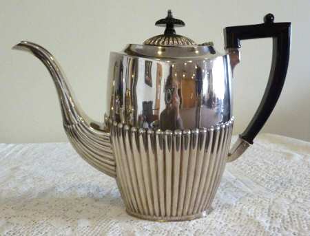 DMO1(Silverplate, Hollowware) by De Montfort