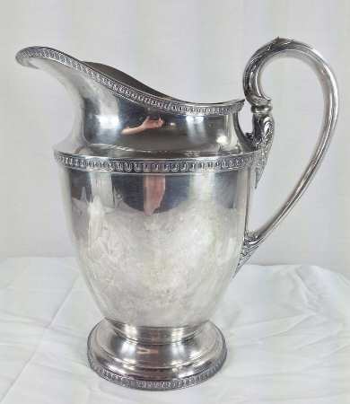 2033 (Silverplate, Hollowware) Silverplate Water Pitcher