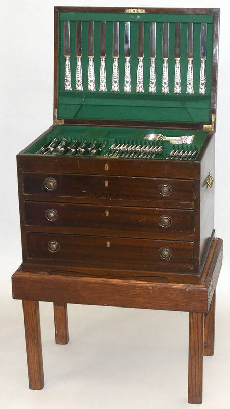 Coburg (Sterling) 194 Piece Estate Set with Chest