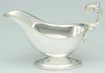 216 (Silverplate, Hollowware) Plated Gravy Boat No Underplate by English Silver Mfg Co.