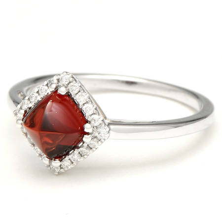 14KW Garnet (1.47) & Diamond (0.07) Ring