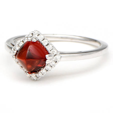 14KW Dome Garnet (1.47) & Diamond (0.10) Halo Ring