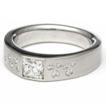 Platinum Diamond(0.70) Satin Finish Band Ring