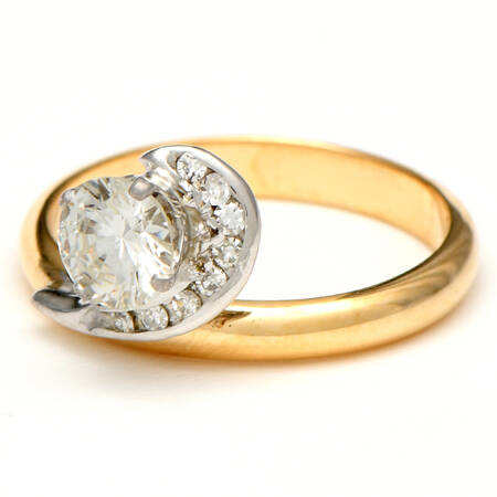 14KYW Diamond (0.65) Swirl Engagement Ring