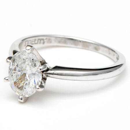 14KW Oval Diamond(.96) Solitaire Ring