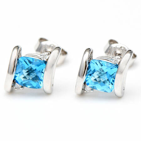 14KW Blue Topaz(1.4) & Diamond Stud Earrings