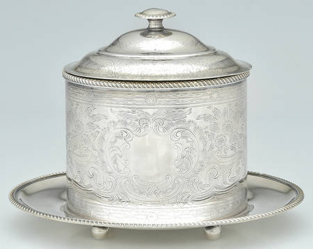 ELB19 (Silverplate, Hollowware) Biscuit Box with Hinged Lid