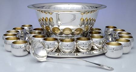 Silverplate Hollowware 27 Pc Punch Set (Bowl,24 Cup,Tray,Ladle)