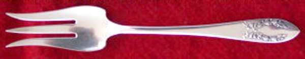 Laurel (Sterling, 1927) Pastry Fork