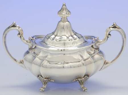 Duncan-Footed Duncan (Sterling, Hollowware) Sugar Bowl & Lid