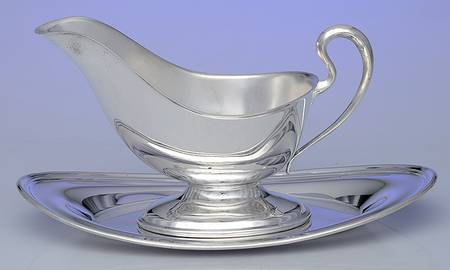 1105 (Silverplate, Hollowware) Plated Gravy Boat & Underplate