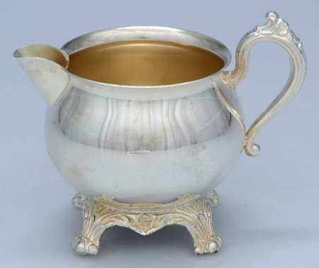 2305 (Silverplate Hollowware) Creamer
