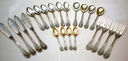 FR21  Individual Solid Fish Fork