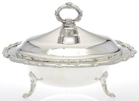9058 (Silverplate, Hollowware) Plated Round Covered Casserole with Glass