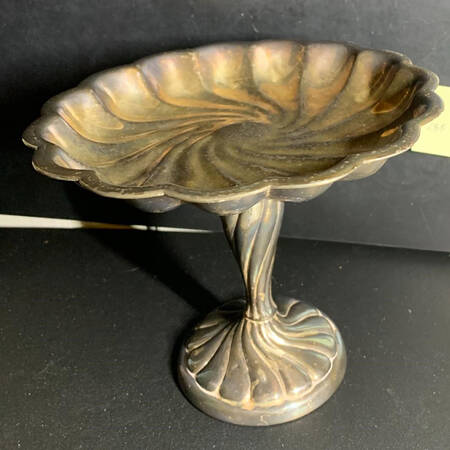 657 (Silverplate, Hollowware) by F B Rogers