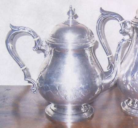 Early Georgian (Sterling, Hollowware) Teapot