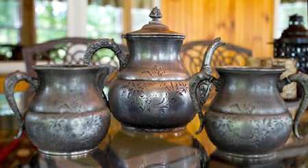 1206 (Silverplate, Hollowware, Floral) Creamer