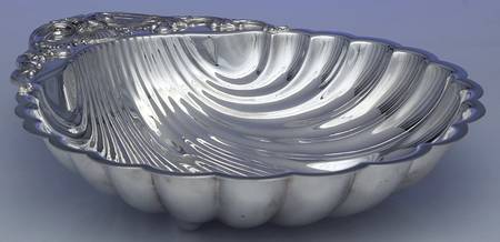 1730 (Silverplate, Hollowware) Large Plated Shell Bon Bon Bowl