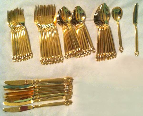Erika-Gold Electroplate Teaspoon