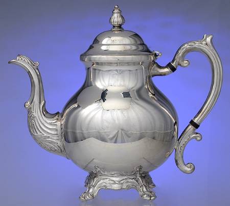 2352 (Silverplate, Hollowware) Teapot