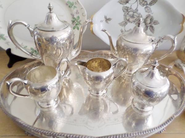 400-Chased (Sterling, Hollowware) by F B Rogers