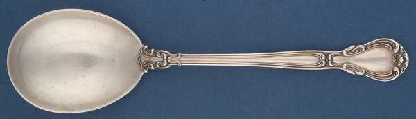 Chantilly (Sterling, 1895, Lion-Anchor-G, No Mono) Solid Pudding Spoon