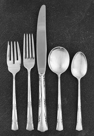 Greenbrier (Sterling, 1938, No Monos) 40 Piece Estate Set