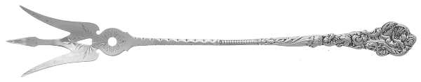 Versailles (Sterling, 1888, No Monograms) Bright Cut Large Lettuce Serving Fork