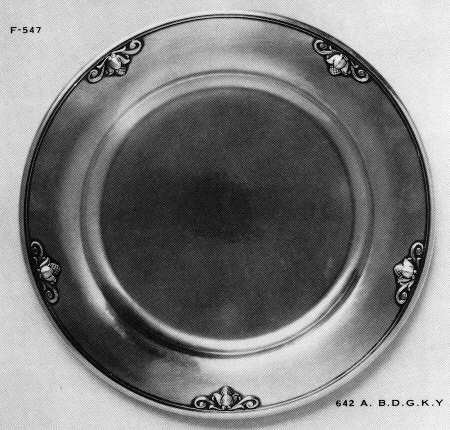 Acorn (Sterling, 1915, Hollowware) 10" Sandwich Plate