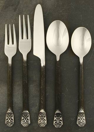 Avalon Barcelona (Stainless) 5 Piece Place Setting by Gourmet Settings