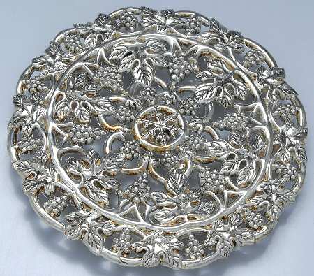 Grape (Silverplate, Hollowware) Trivet
