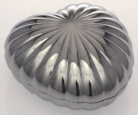 Legacy (Stainless, Hollowware) Heart Shape Bonbonniere & Lid
