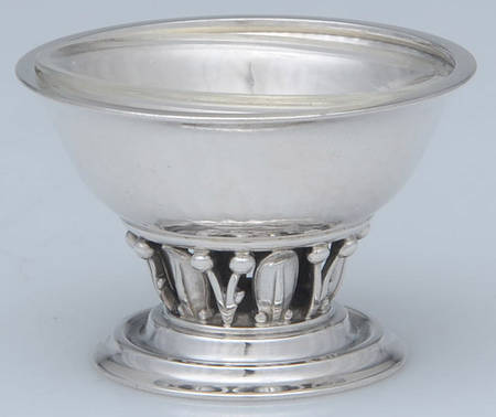 180 (Sterling, Hollowware) Individual Open Salt W/Crystal Liner