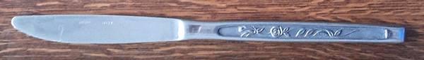 Crestmont (Stainless) Solid Modern Knife