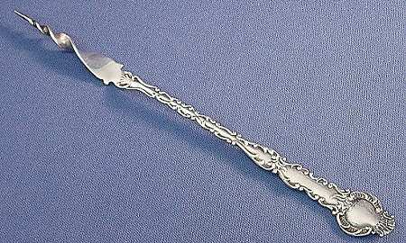 HCU3 (Sterling) One Tine Butter Pick by H H Curtis & Co