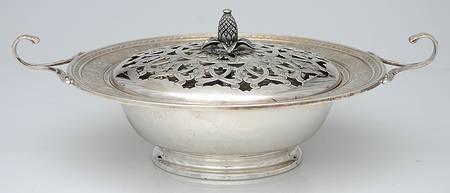 Wedgwood (Sterling, Hollowware, Geometric Base) 11" Round Footed Centerpiece with Frog