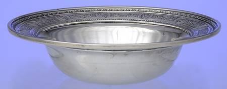 Wedgwood (Sterling, Hollowware, Geometric Base) 6" Bon Bon Bowl