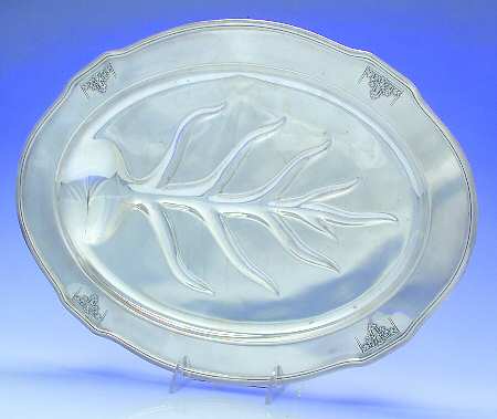 Ambassador (Silverplate, Hollowware) Medium Plated Meat Platter with Well