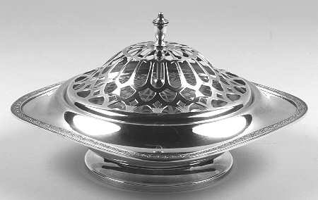 Anniversary (Silverplate, Hollowware) Round Silver Plate Centerpiece W/Flower Arranger