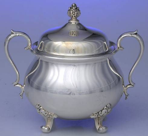 Du Barry (Silverplate, Hollowware) Sugar Bowl & Lid