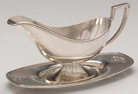 Princess-Lady Doris (Silverplate, Hollowware) Plated Gravy Boat with Attached Underplate