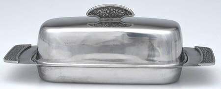 Di Lido (Stainless, Hollowware) 1/4 Pound Covered Butter