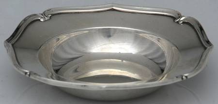 Minuet (Sterling, 1925, Hollowware) Nut Dish