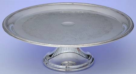 4335 (Silverplate, Hollowware) 12" Diameter Pedestal Cake Stand