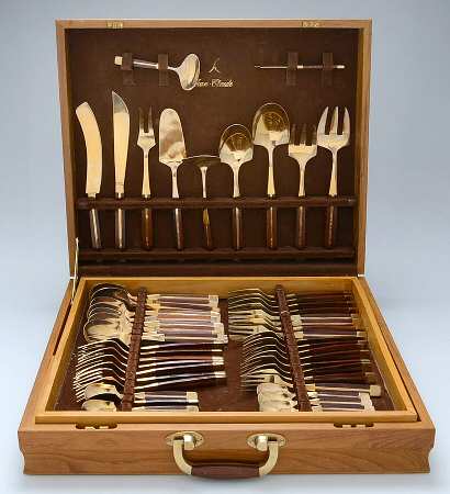 JCZ1 (Brass, Teak) 91 Piece Set