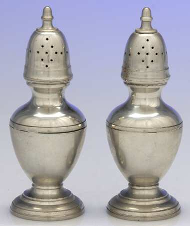 Williamsburg (Pewter, Hollowware) Salt & Pepper Set