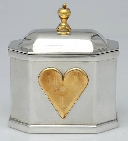 Williamsburg (Pewter, Hollowware) Heart Box